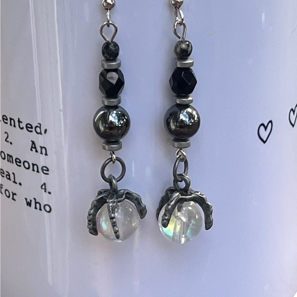Hand crafted Dragon claw hematite earrings - Picture 6 of 12